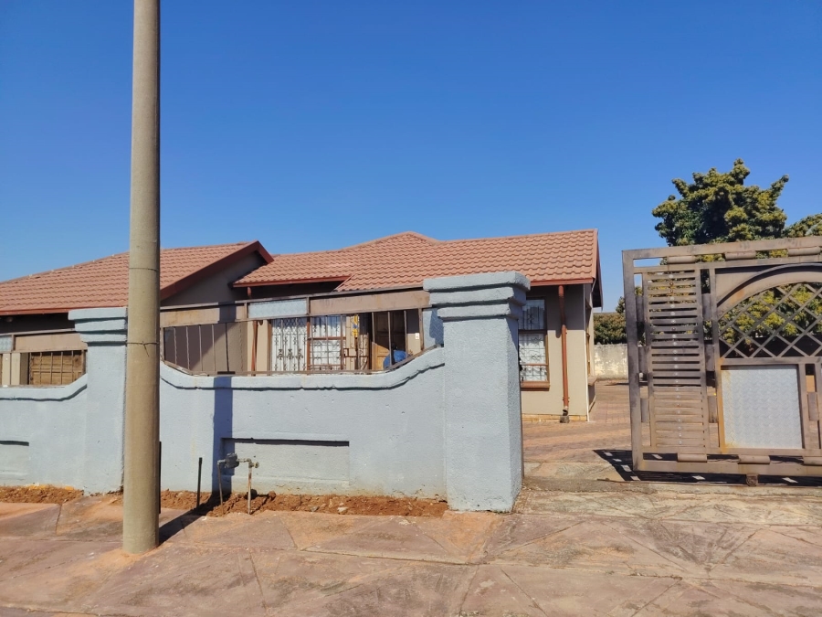 3 Bedroom Property for Sale in Tlhabane West North West